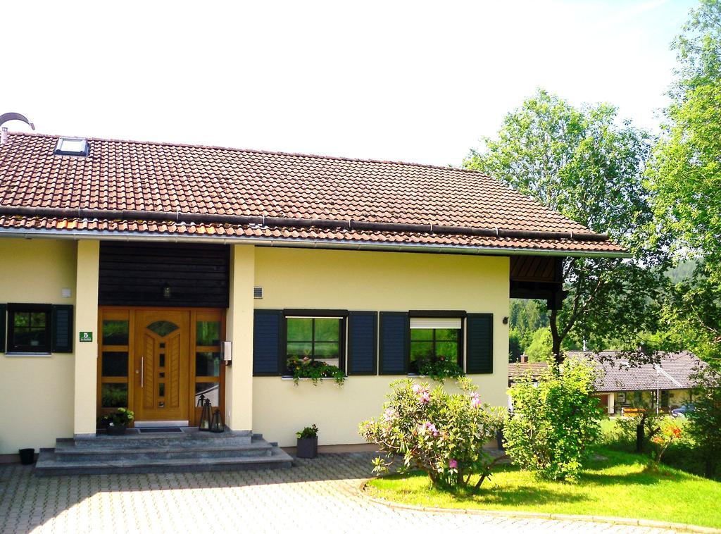 Ferienwohnung Im Landhaus Am Nationalpark Ludwigsthal Buitenkant foto